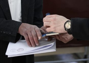 KKTC, cumhurbaşkanı seçimi için sandığa gidiyor