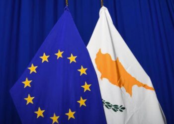 “KKTC” denildi Yunan basını ayağa kalktı! AB’den geri vites