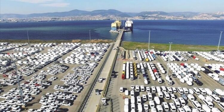 Kocaeli’nin ihracatını otomotiv endüstrisi sırtlıyor