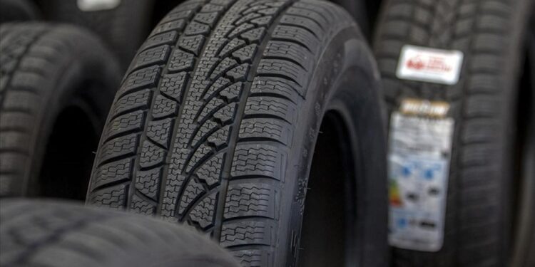 Lastik Borsası 4 yılda 4 milyar 188 milyon liralık ticaret hacmine ulaştı