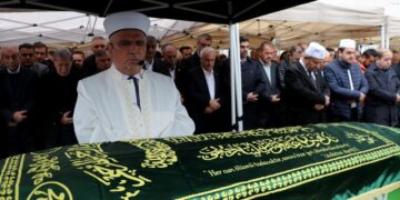 Mehmet Ali Şahin’in babası Abdullah Şahin’in cenazesi defnedildi