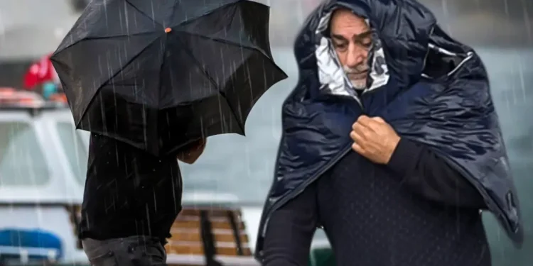 Meteoroloji Alarm Verdi: 65 İlde Sağanak Yağış