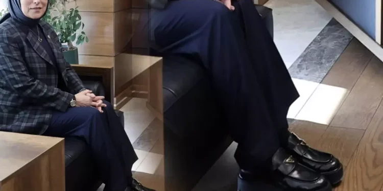 Milletvekili 52 bin liralık ayakkabısıyla gündemde