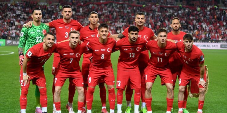 Milli takımın iki yıldızı aynı takımda buluşuyor: Astronomik teklif