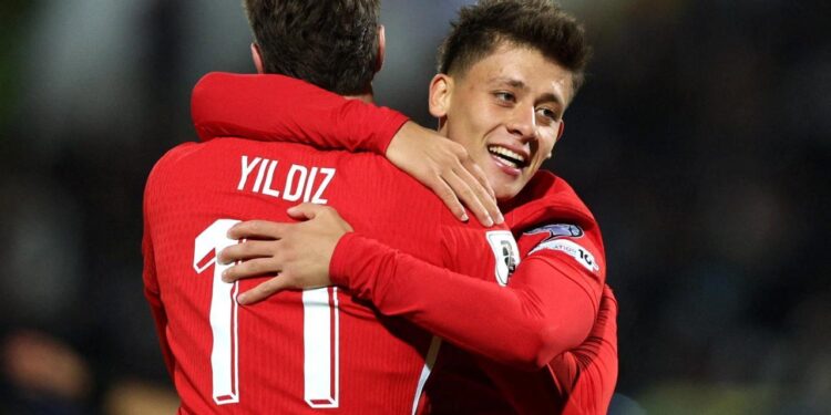 Milli yıldızlar tek bir ismi konuştu: O bizim efsanemiz!