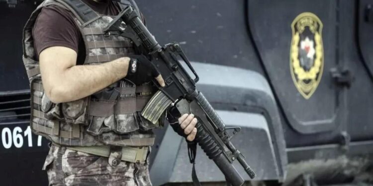 MİT’ten peş peşe 4 operasyon! FETÖ’nün Dışişleri’ne sızması engellendi