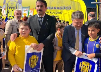 MKE Ankaragücü yöneticileri ve sporcuları öğrencilerle bir araya geldi