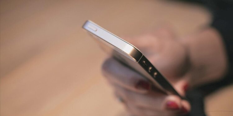 Mobil iletişimde en çok şikayet taahhütname ve cayma bedeli için geldi