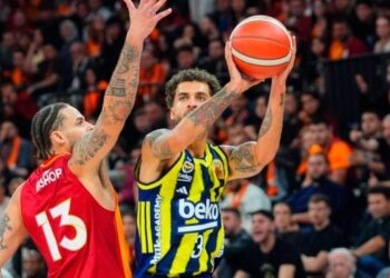 Nefes kesen derbide gülen Fenerbahçe! Galatasaray’a fark attı