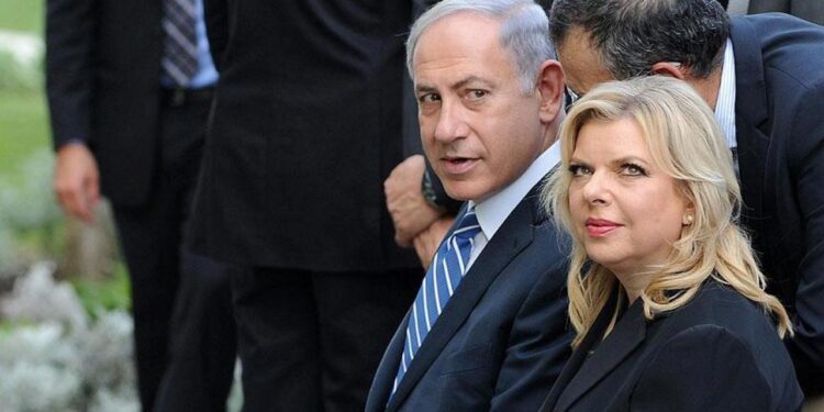 Netanyahu’nun eşi af diledi! Bibi yolsuzluktan yargılanıyordu!