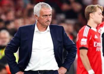 ‘Olacak iş değil’ diyerek isyan etmişti! Mourinho’dan Saran’a tek cümlelik cevap