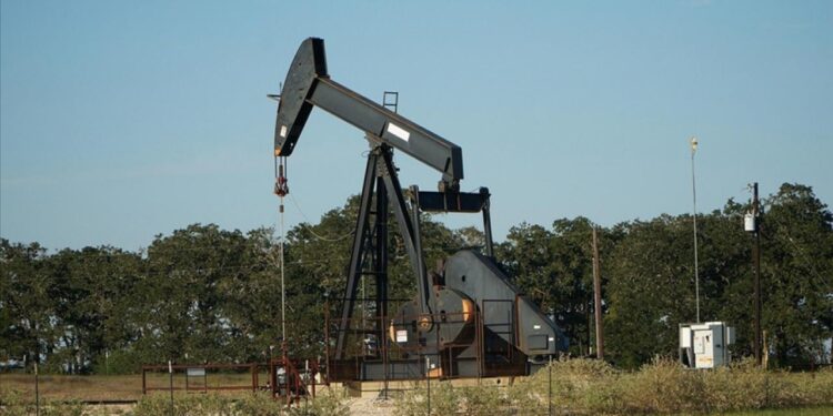 OPEC’in ham petrol üretimi eylülde günlük 524 bin varil arttı