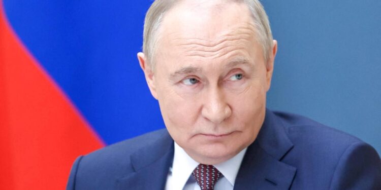 Polonya’dan Putin’e uyarı: Uçağını indirip tutuklarız