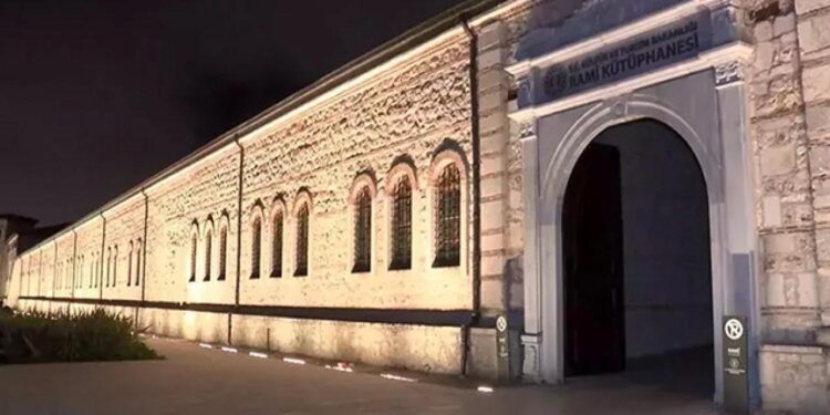 Rami Kütüphanesi’nde 3. Bilim Şenliği heyecanı başladı