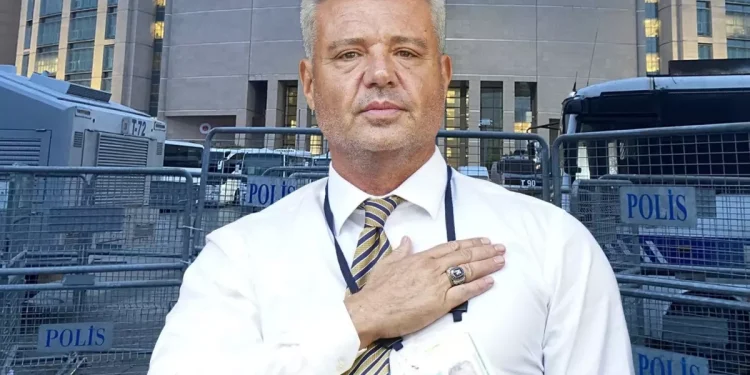 Sadettin Saran için alarm: Adliye önünde yoğunluk