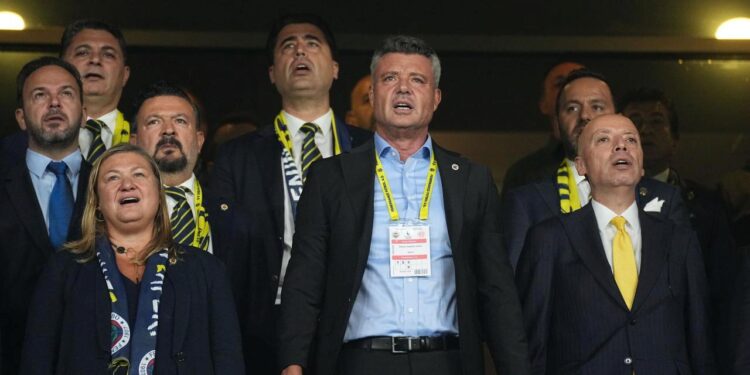 Saran canlı yayında sert çıktı: ‘Tedesco babamın oğlu değil’