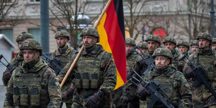 Savaş hazırlıkları tam gaz: Almanya yeni askerlik modeli için düğmeye bastı