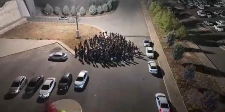 Silah kaçakçılarına 13 şehirde operasyon