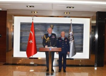 Son dakika: Türkiye ve İngiliz ordusundan kritik görüşme