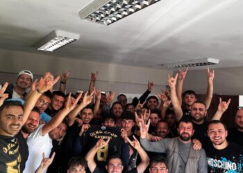 Soyunma odasında ‘bozkurt’ yapan takım 4 maçta 22 gol attı