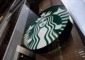 Starbucks Küresel Ölçekte Yüzlerce Mağazayı Kapatıyor