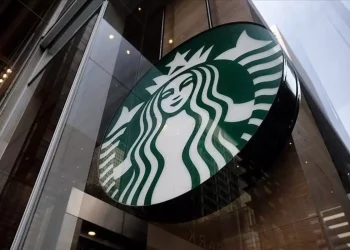 Starbucks Küresel Ölçekte Yüzlerce Mağazayı Kapatıyor