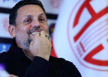 Süper Lig ekibinin yeni hocası eski şampiyonu gözüne kestirdi!