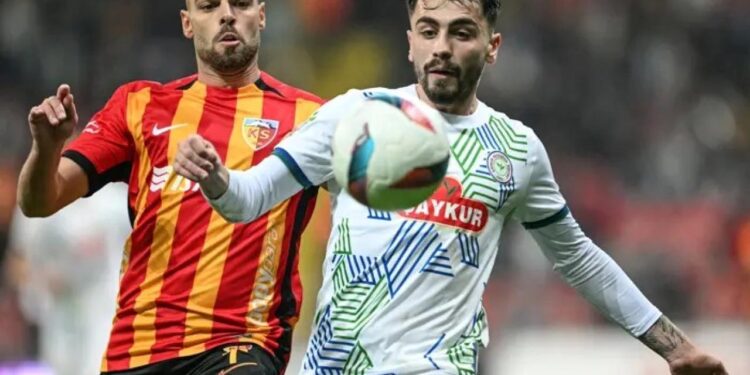 Süper Lig’de oynuyor ama kalbi 2. Lig’de! 24 yaşında eski takımına sponsor oldu