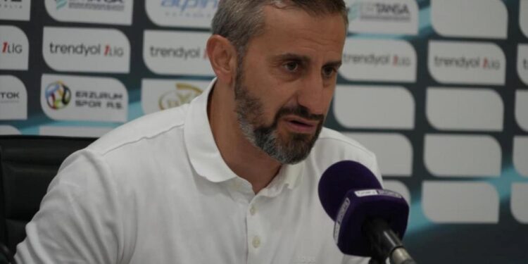 Süper Lig’e yükselmek isteyen takımın hocası ‘Özlemiştik’ diyerek açıkladı