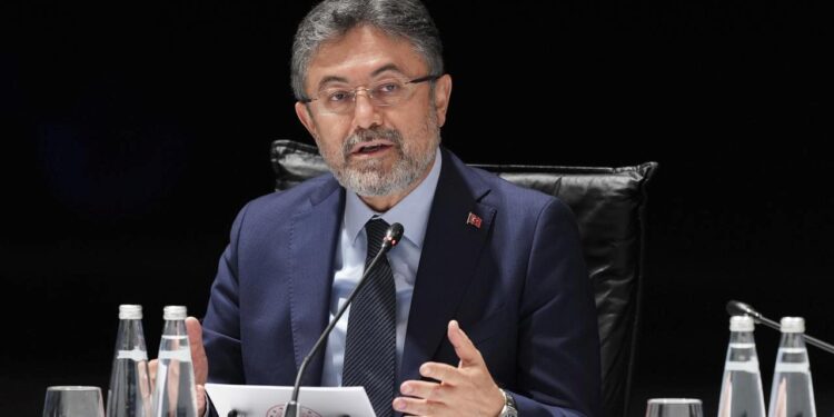 Tarım ve Orman Bakanı İbrahim Yumaklı, Uluslararası Sıfır Atık Forumu’nda konuştu