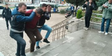 Tartıştığı babasını pompalı tüfekle vurarak öldürdü!