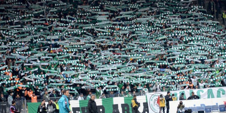 Tecrübeli hoca TFF’ye isyan etti! ‘Protokole de ceza verseydiniz’