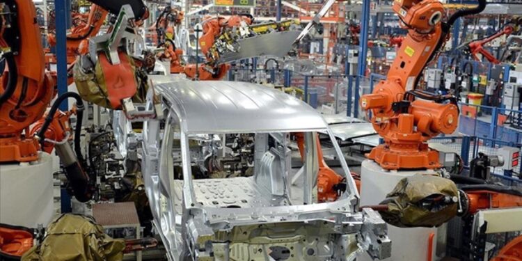 Ticari araç ihracatı 4,8 milyar dolara ulaştı