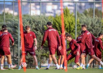 Trabzonspor, Çaykur Rizespor maçı hazırlıklarını sürdürdü