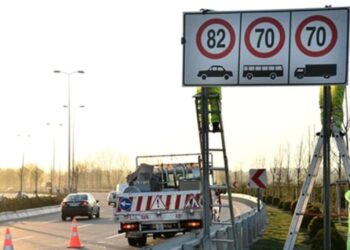 Trafikte yeni dönem: Kafa karıştıran 20 bin levha kaldırıldı