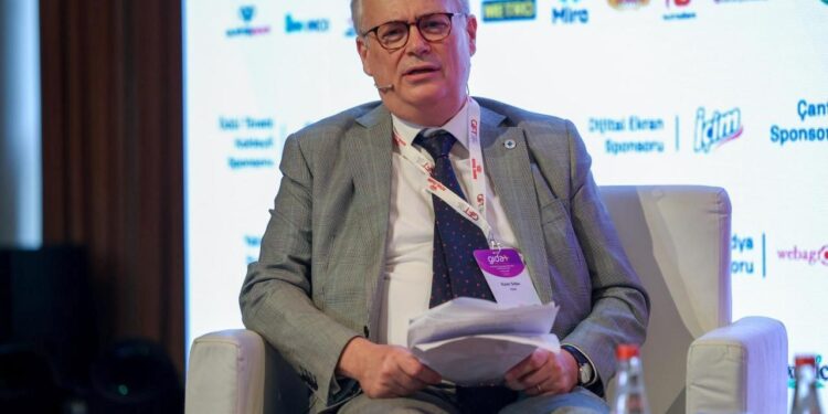 TÜGİS Yönetim Kurulu Başkanı Kaan Sidar: Küresel Rekabet İçin Türk Markaları Güç Kazanmalı