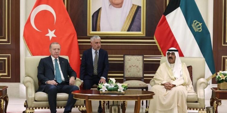 Türkiye ile Kuveyt arasında 4 anlaşma imzalandı