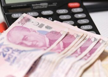 Türkiye Kamu-Sen’den memur ve emeklilere “ek zam” talebi