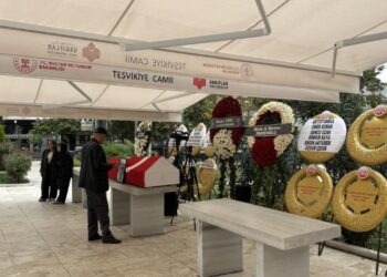 Ünlü oyuncu Arif Erkin Güzelbeyoğlu son yolculuğuna uğurlandı