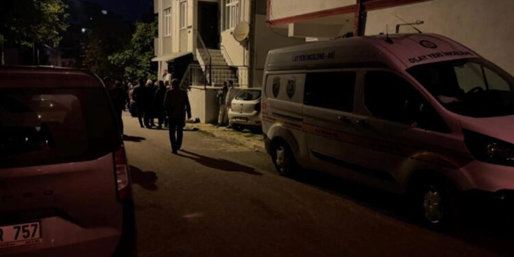 Yanlışlıkla kızını vurunca yaşamına son verdi