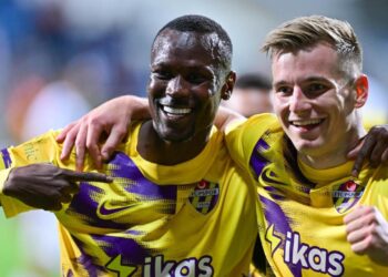 Yeni hoca derbi zaferiyle başladı! Kritik maçı kazanıp hayata döndüler