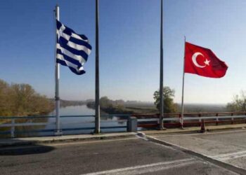 Yunanistan, Türkiye’ye sınırı olan kapılarını yeniliyor