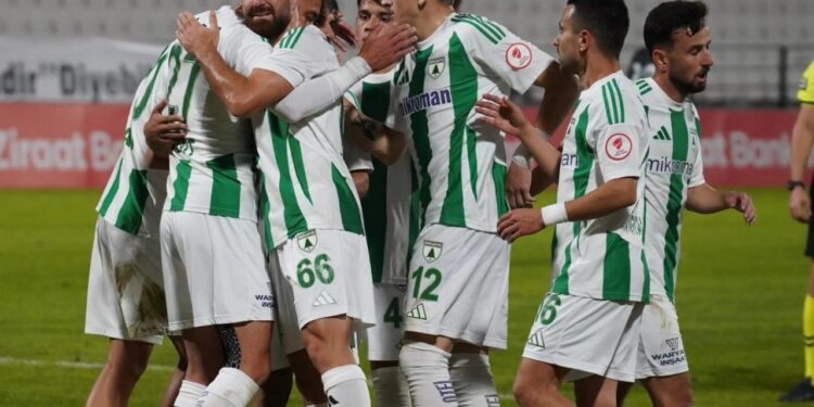 2. Lig ekibi kupada 1. Lig takımını eledi