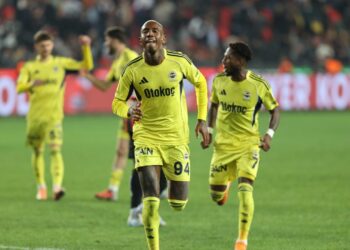 4-0’lık zaferin ardından Fenerbahçe’den Galatasaray’a gönderme