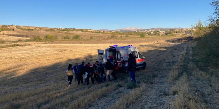 Adıyaman’da iki otomobilin çarpıştığı kazada 1’i polis 2 kişi yaralandı