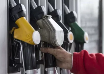 Zam kapıda: Akaryakıt fiyatı psikolojik eşiğe dayandı