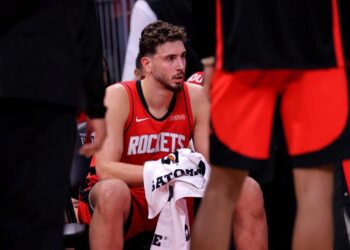 Alperen Şengün Houston’la farka gitti: Takımın en skoreri oldu