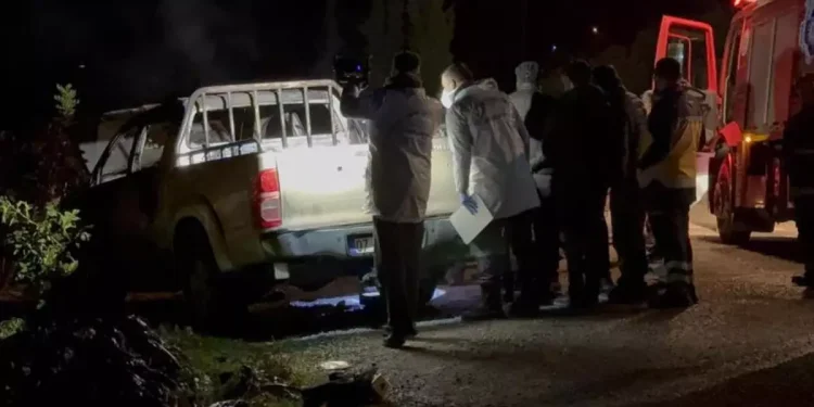 Antalya’da park halindeki araçta yanmış ceset
