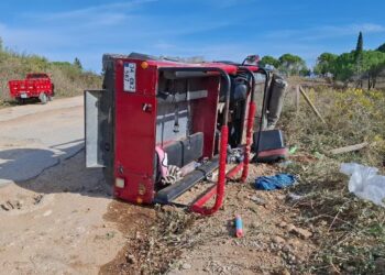 Antalya’da safari aracı devrildi: 9 turist yaralandı