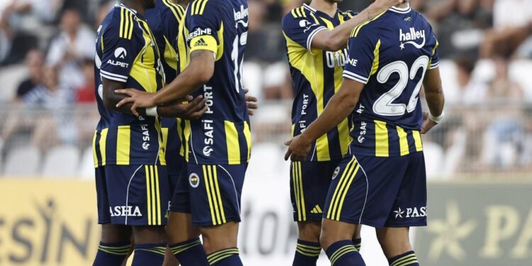 Ayrılık çanları çalıyor! Fransız devi Fenerbahçe’nin yıldızına talip